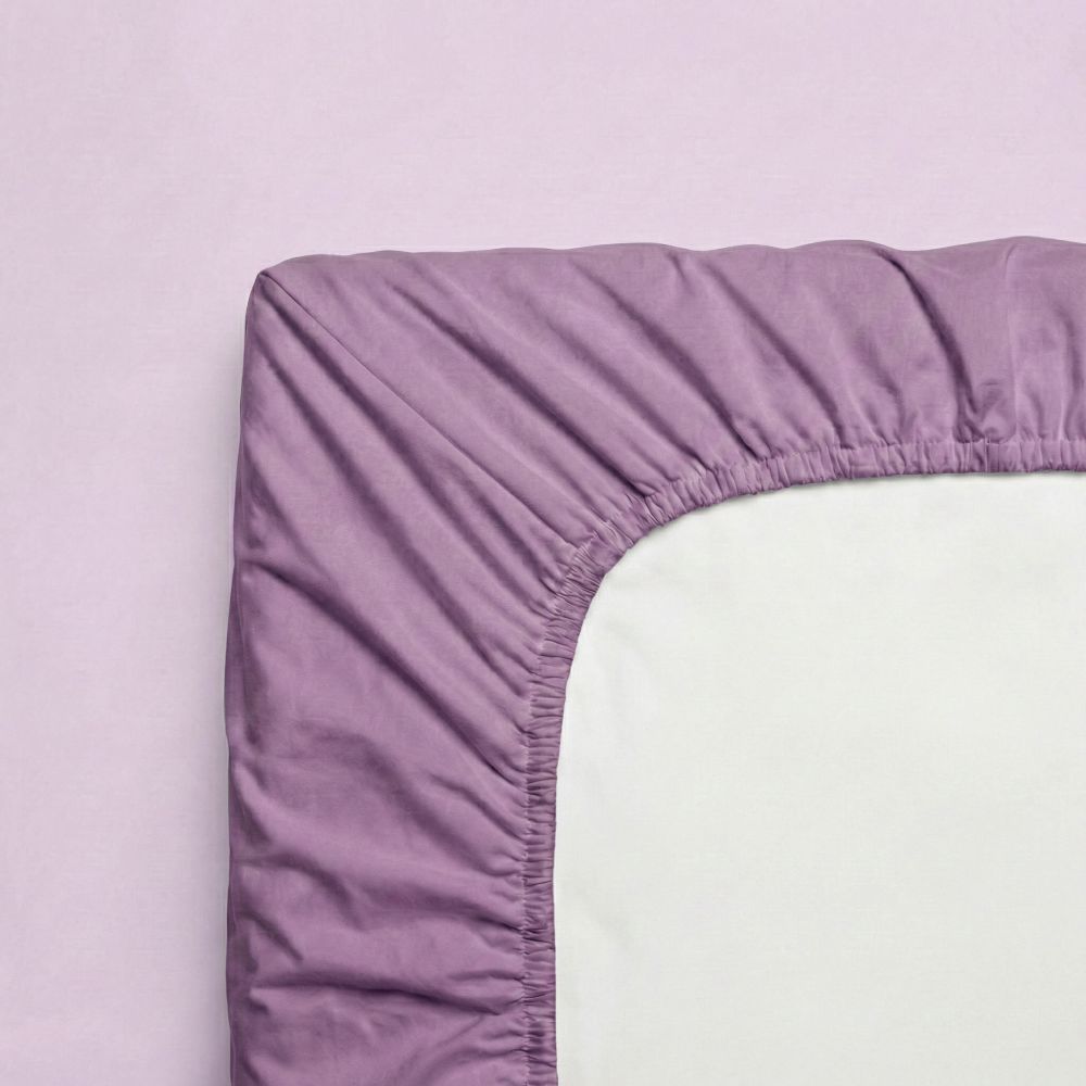 Saténové prostěradlo s gumou fialové, 140x200cm