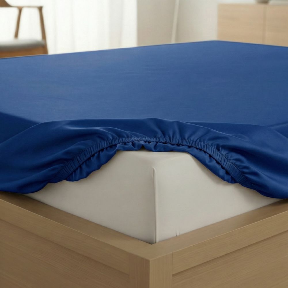 Saténové prostěradlo s gumou tmavě modré, 180x200cm